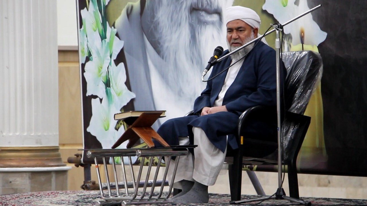 اندیشه اسلامی امام خمینی (ره) گره‌گشا امور است