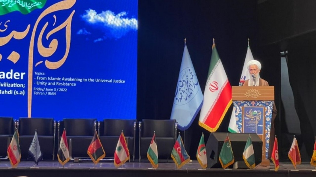 همایش «امام بیداری» با حضور شرکت کننده هایی از بیست کشور دنیا در تهران + فیلم