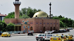 آماده سازی حرم مطهر امام حسین(ع) با نزدیک شدن به ماه محرم + فیلم