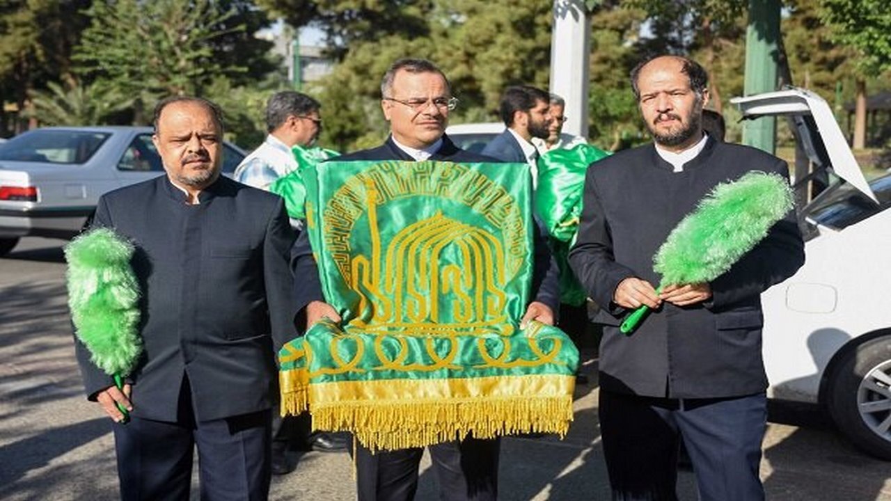 حضور خدام بارگاه منور رضوی در ایلام
