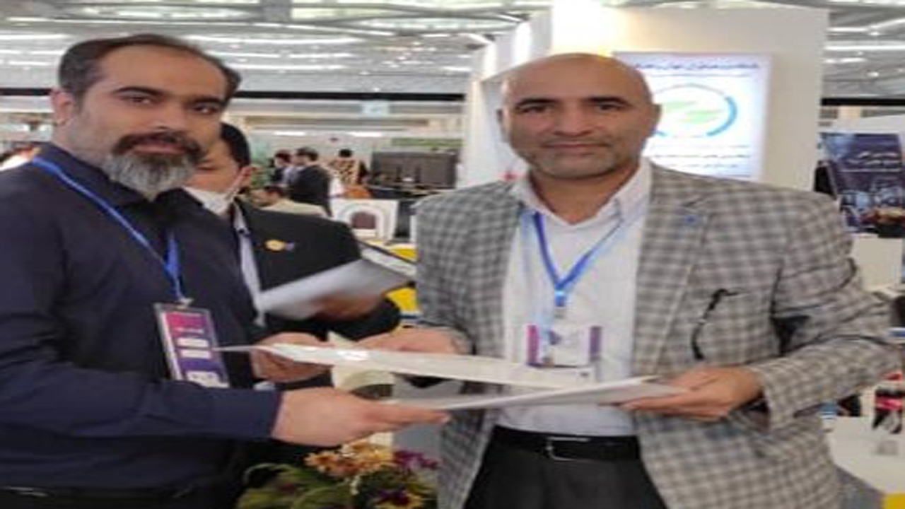 عقد تفاهم‌نامه دانشگاه آزاد اسلامی استان فارس با شرکت‌های دانش‌بنیان