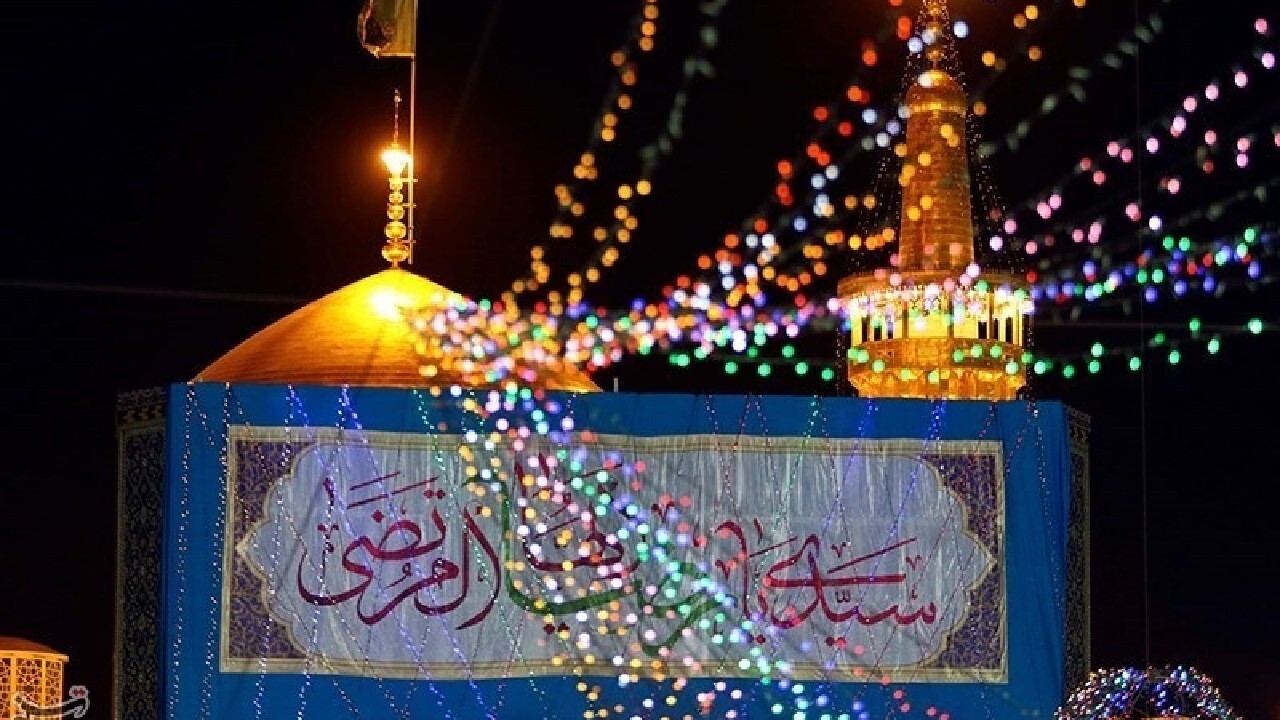 برگزاری شب شعر «بشائر المیلاد» ویژه زائران عرب زبان در حرم رضوی