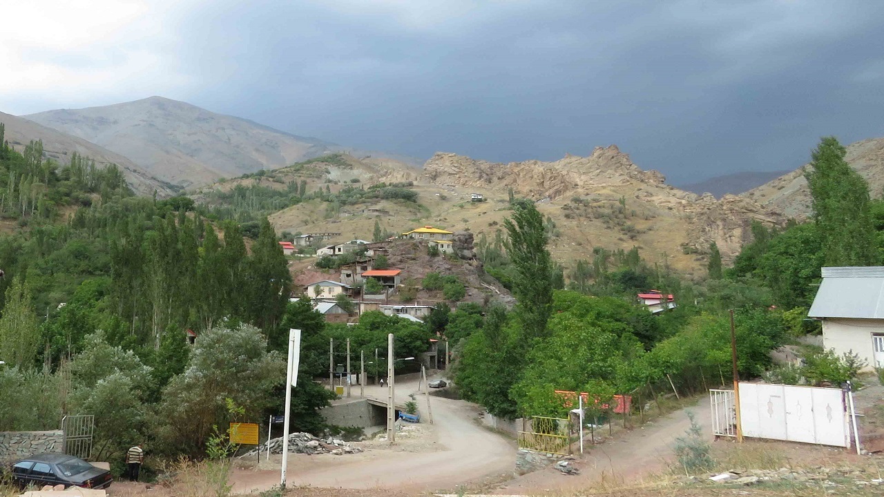 زندگی اهالی هفت روستا با آزادراه تهران-شمال گره خورد