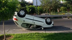 واژگونی اتوبوس با ۱۷ زخمی در بزرگراهی در لیما + فیلم