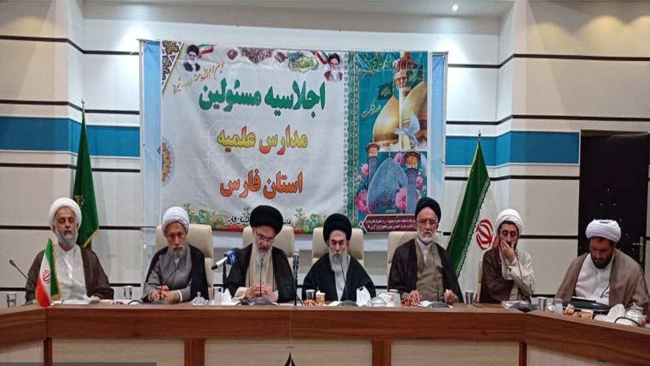 نقش روحانیت در جامعه نقشی بی بدیل و مثال زدنی