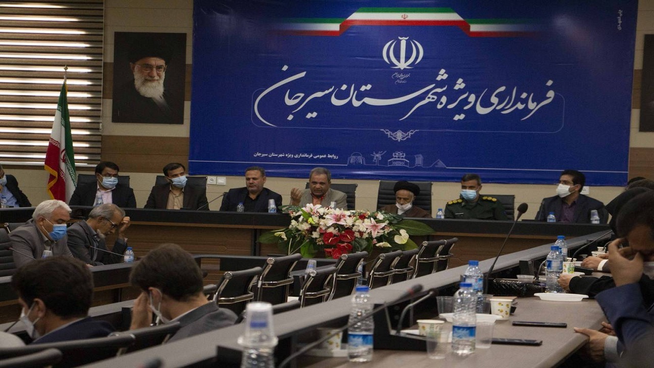 تاکید سرپرست فرمانداری سیرجان بر مدیریت علمی در تدوین سند چشم انداز توسعه