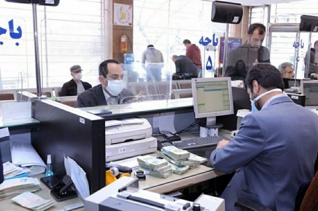 ۸۰ درصد مالکان بانک‌های غیر دولتی بیش از ۱۰ درصد سهامدار هستند