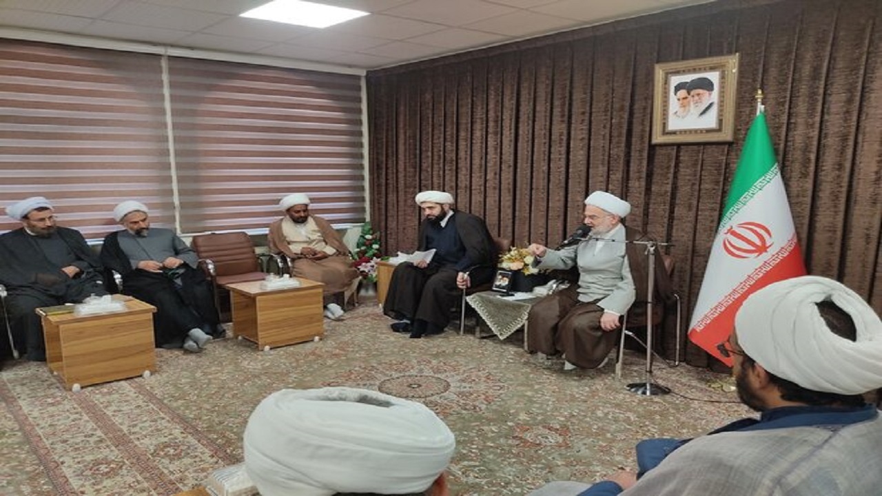 دیدار مدیران تبلیغات مناطق تلفیقی با نماینده ولی فقیه در کردستان