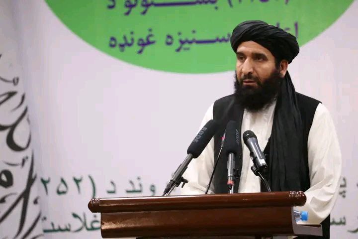 ۷ هزار تن در پست های معلمی و ادارات ملکی استخدام میشوند + تصاویر ۷ هزار تن در پست های معلمی و ادارات ملکی استخدام میشوند + تصاویر