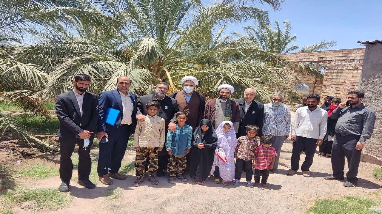 خانواده پرجمعیت نرماشیری میزبان پرچم متبرک امام رضا(ع)