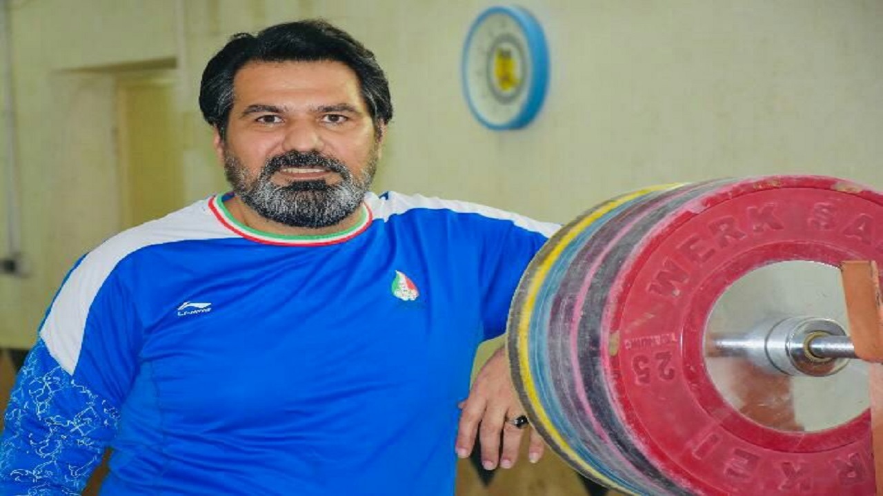 مشاوران خوبی در کنار مرادی حضور ندارند / بزرگتری در فدراسیون وزنه برداری وجود ندارد تا اختلافات را حل کند