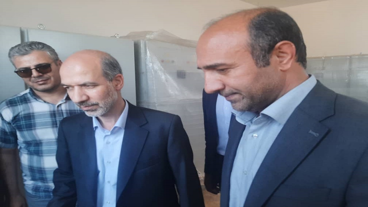 بازدید وزیر نیرو از تصفیه‌خانه فاضلاب بن