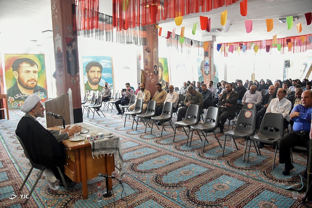 هیئت&zwnj;های مذهبی بلد باشند چگونه جوانان را جذب معارف دینی کنند
