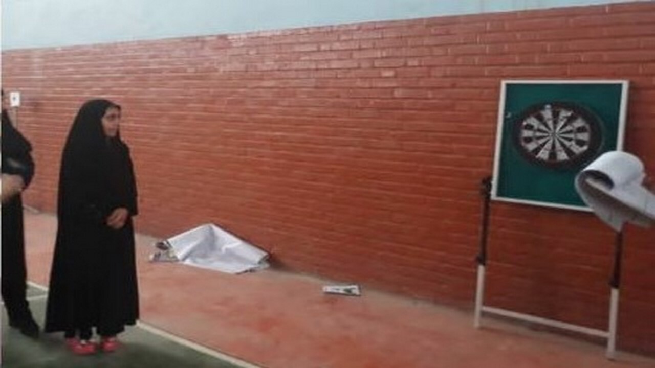 مسابقات دارت بانوان در بخش صالح آباد برگزار شد
