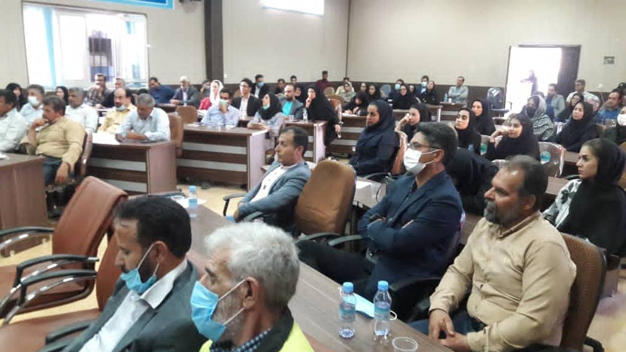 نشست مدیرکل ورزش و جوانان استان کرمان با جامعه ورزش و جوانان شهربابک