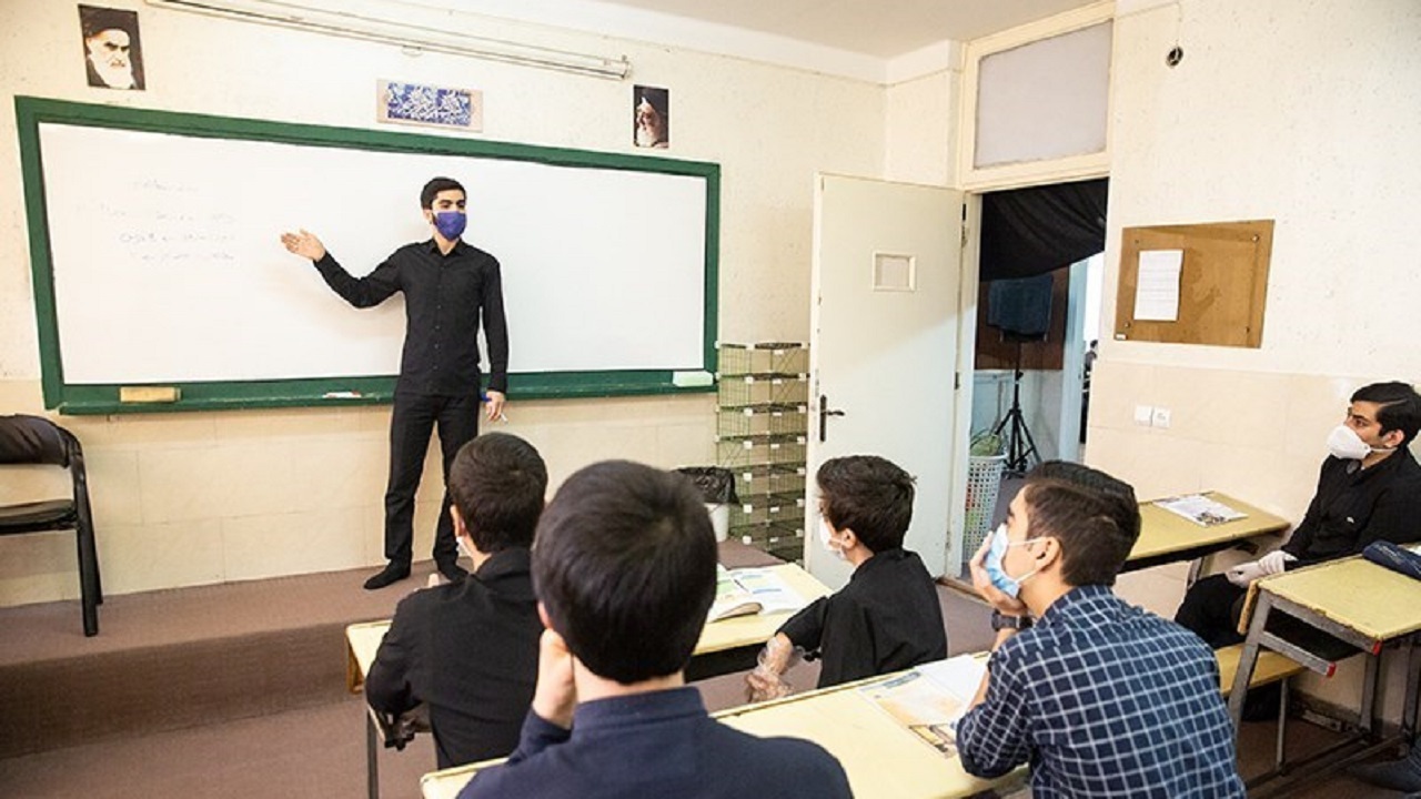 استان همدان همچنان با کمبود شدید معلم مواجه است