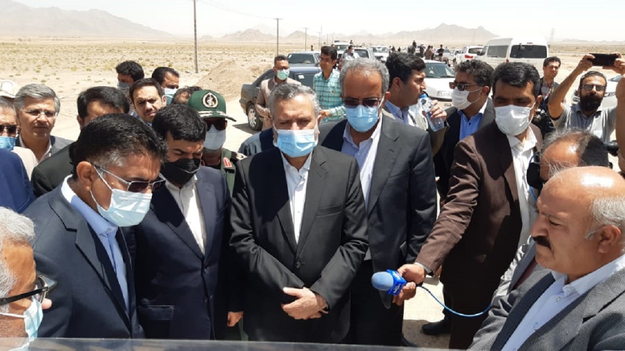 بازدید معاون اجرایی رئیس جمهور از روند احداث بزرگراه زاهدان- خاش