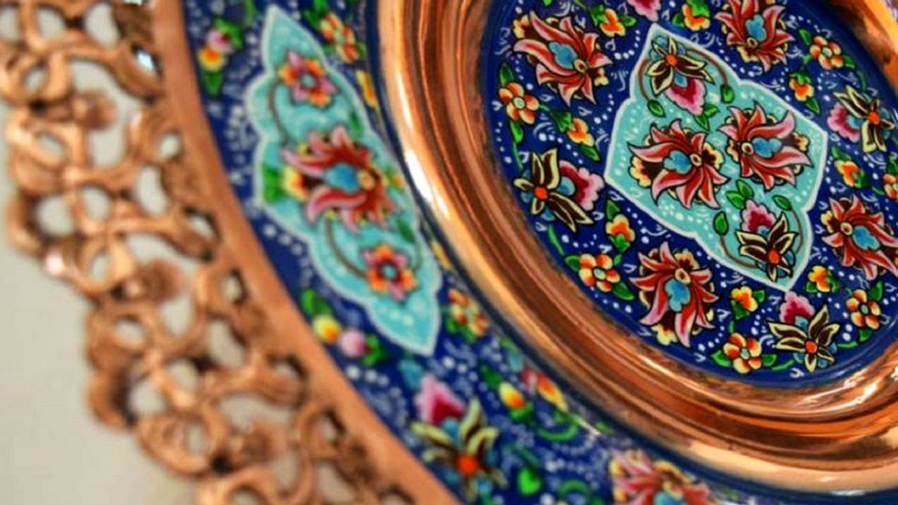 ارائه تسهیلات به کارمندان دولتی برای خرید صنایع دستی ایرانی