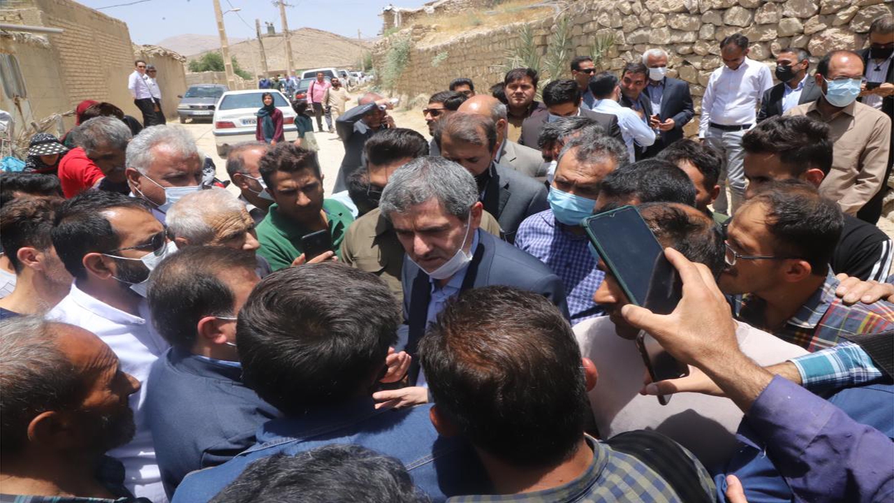 رفع مشکلات موقوفات میمند/ قول استاندار فارس برای حل معضلات روستا‌های پایین دست سد هایقر