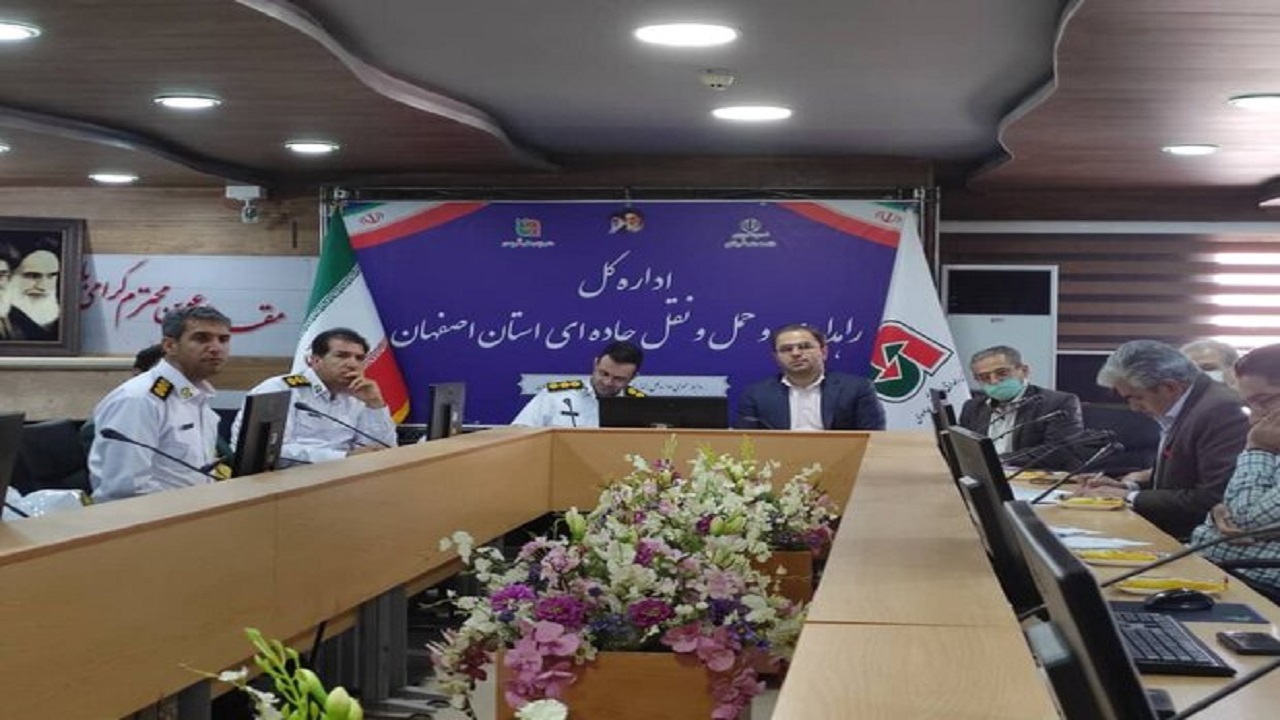ارتقاء ایمنی ناوگان مسافربری اولویت حمل و نقل جاده ای اصفهان است