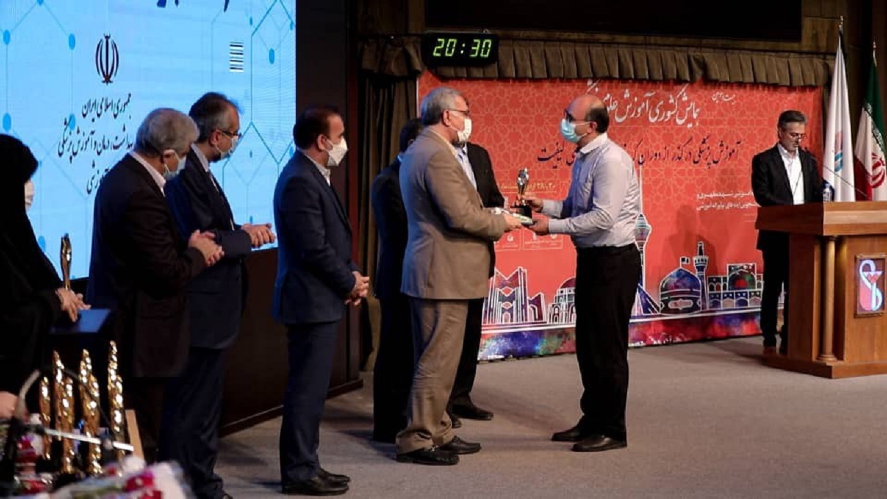 برگزیدگان پانزدهمین جشنواره آموزشی شهید مطهری اعلام شدند