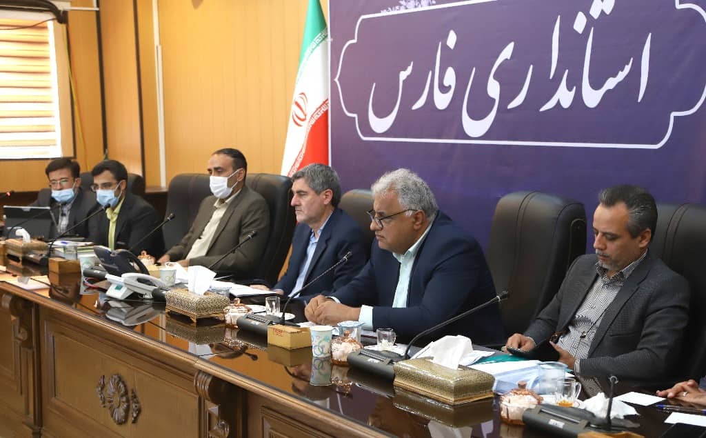 لزوم نظارت و برخورد با مصرف بی رویه برق مشترکان تجاری