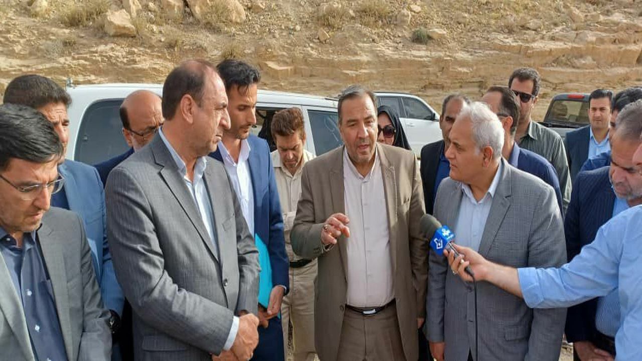 تعیین تکلیف روستای تلخاب با قید فوریت در دستور کار قرار گیرد
