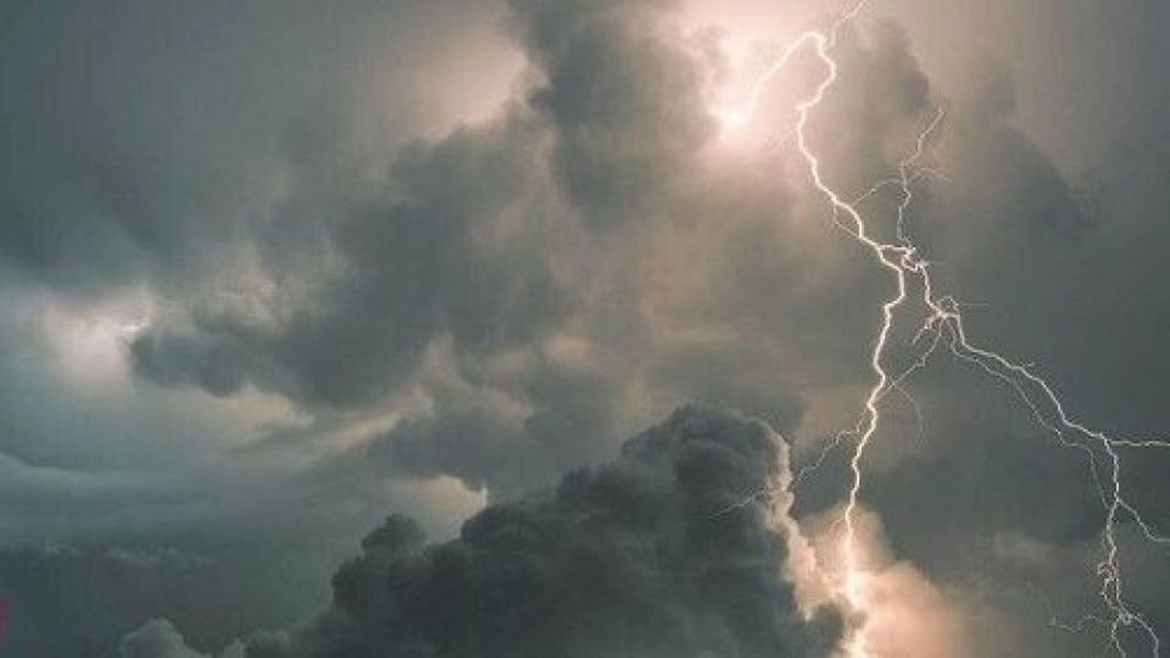 احتمال رگبار پراکنده باران و مواج شدن دریا