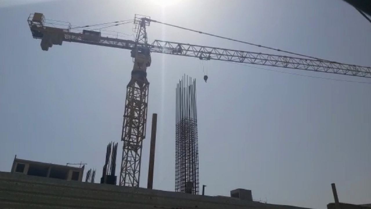 از فعالیت جرثقیل ناایمن در گناوه جلوگیری شد