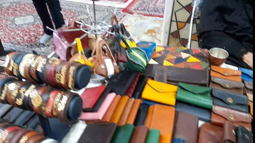 برپایی نمایشگاه صنایع دستی در پیشوا به روایت تصاویر
