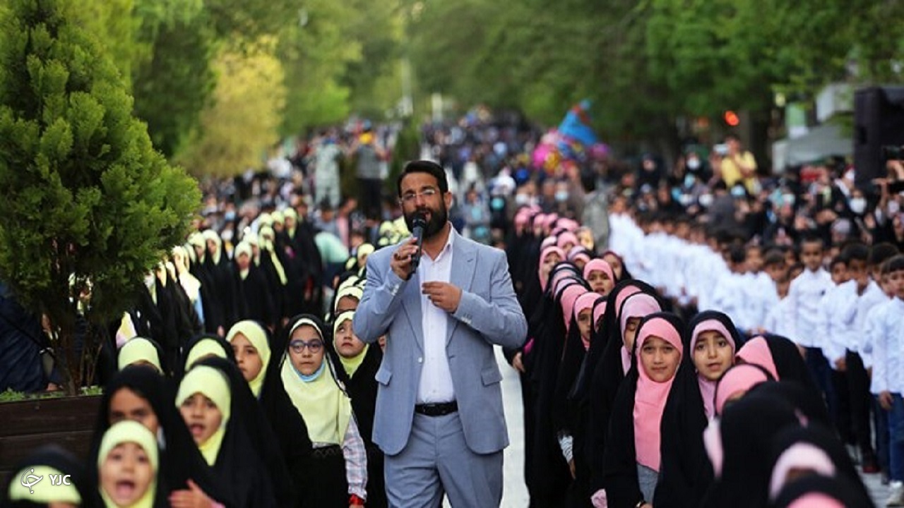 گردهمایی بزرگ سرود سلام فرمانده امروز در لرستان برگزار می‌شود