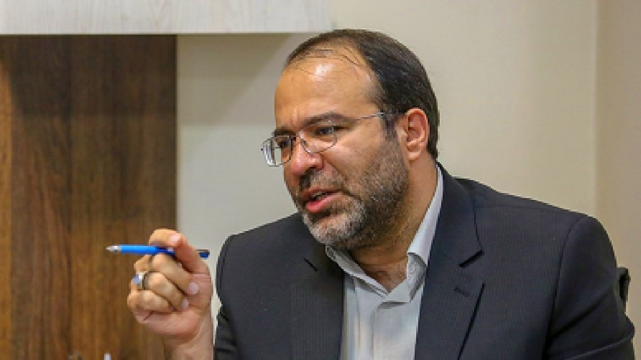 روسای جمهوری قبل که به اصفهان آمدند فقط یک سری وعده دادند