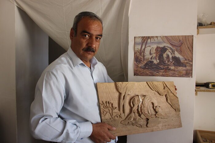 منتب کاری استاد بر چوب