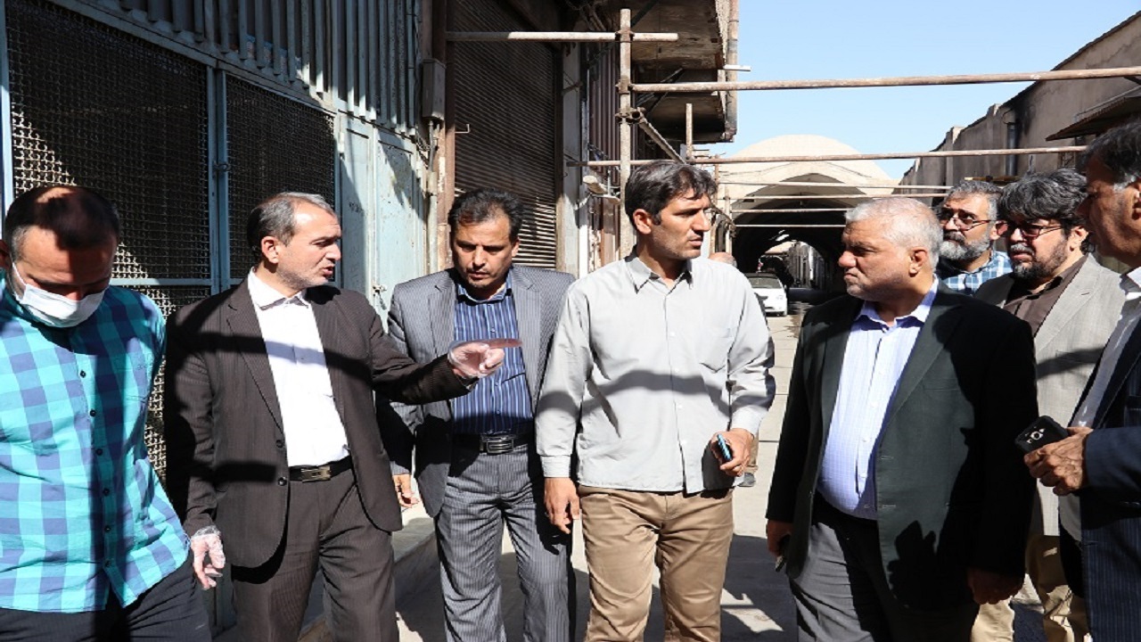 مشکلات سامان‌دهی مجموعه بازار تاریخی قم بررسی شد