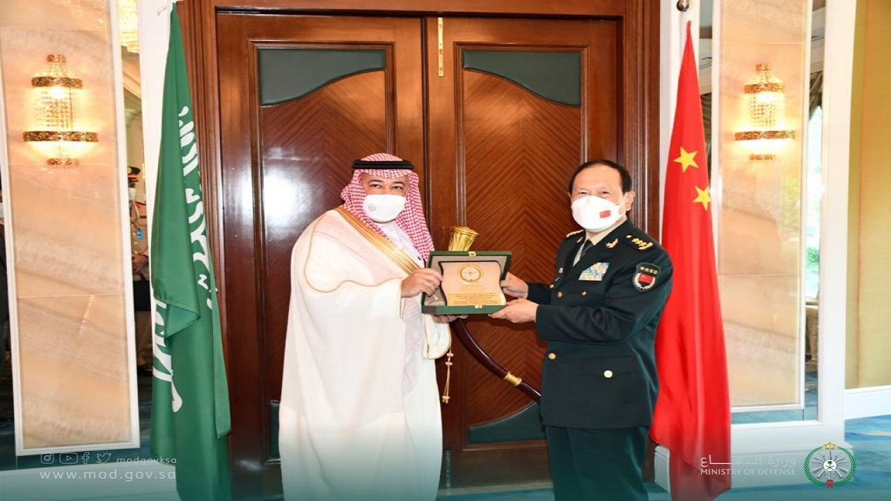گفتگوی مقامات دفاعی چین و عربستان