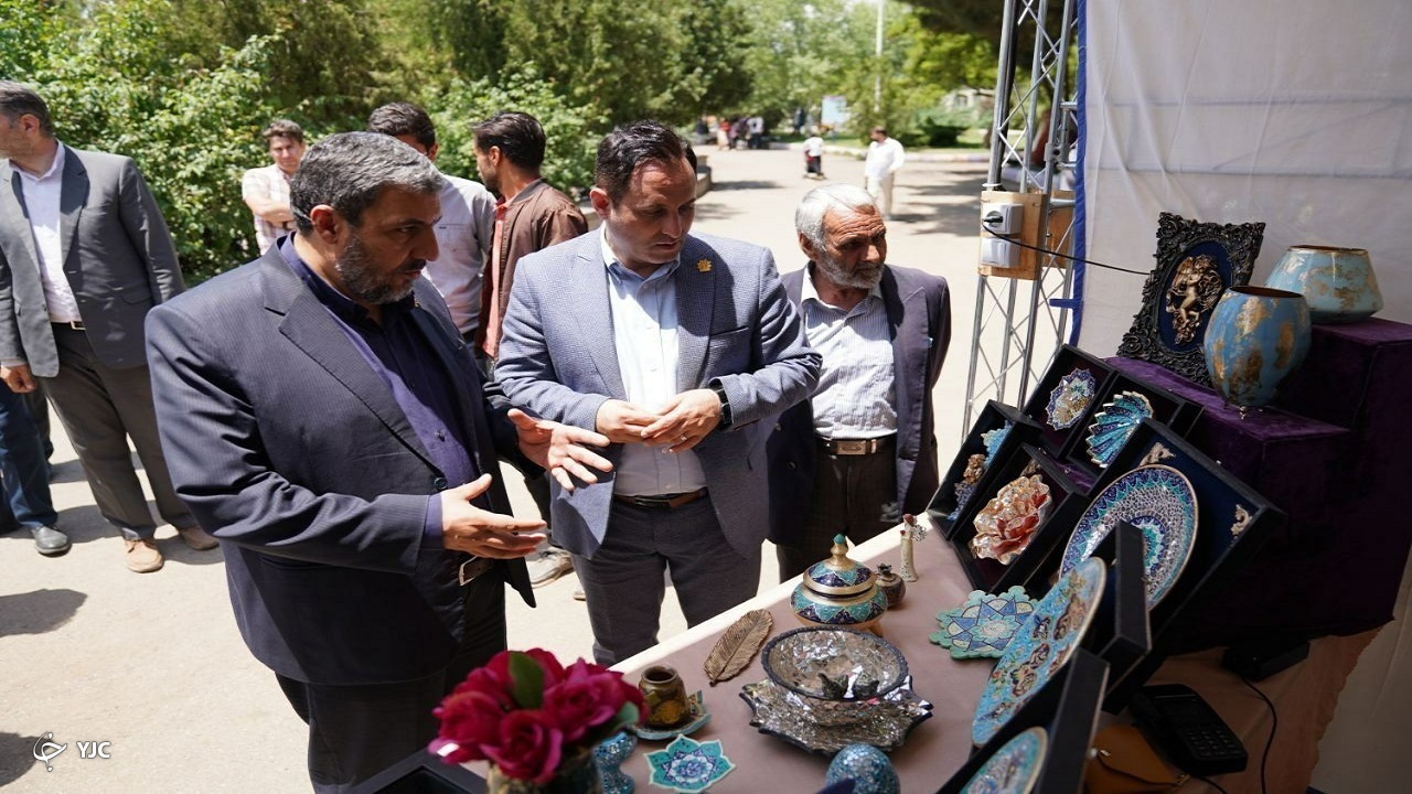 برگزاری اختتامیه چهارمین جشنواره گلاب گیری در خوی