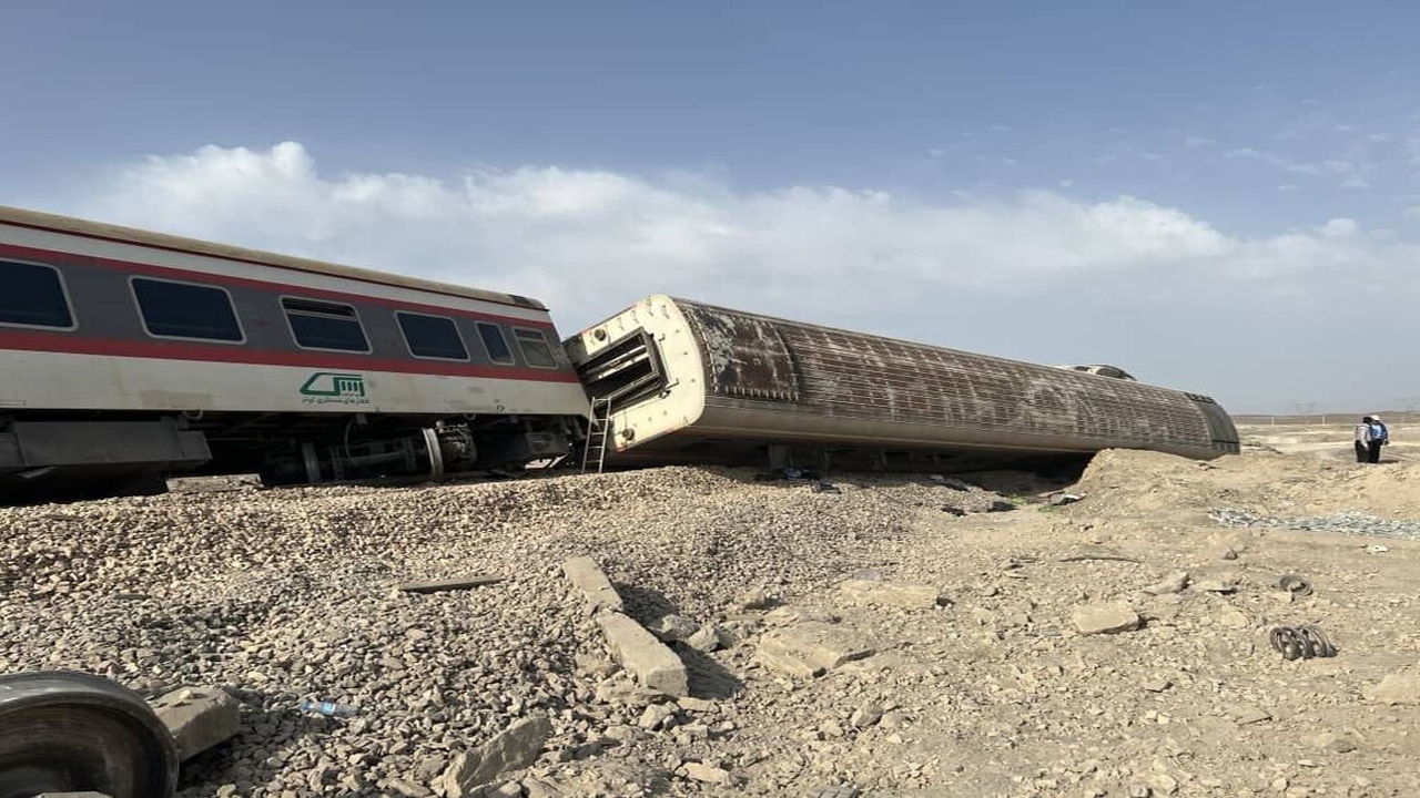 فوتی‌های حادثه قطار مشهد ـ یزد ۱۴ نفر بودند