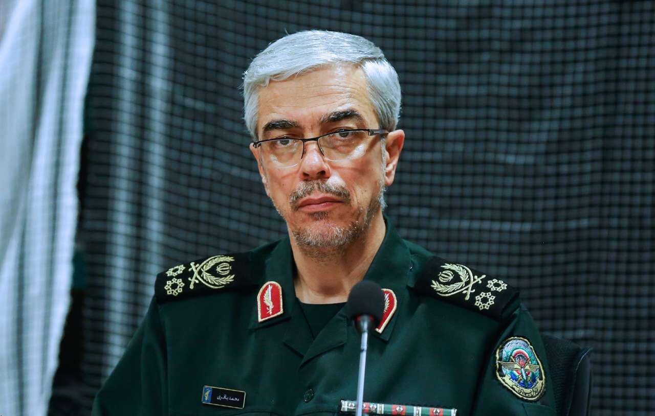 قدردانی سرلشکر باقری از اقدام فراجا در دستگیری سارقان بانک ملی