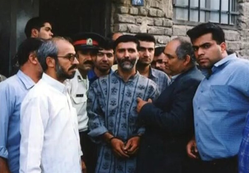 کشتار در غرب ناشی از جنون فردی، اما در ایران متأثر از ایدئولوژی دینی؟