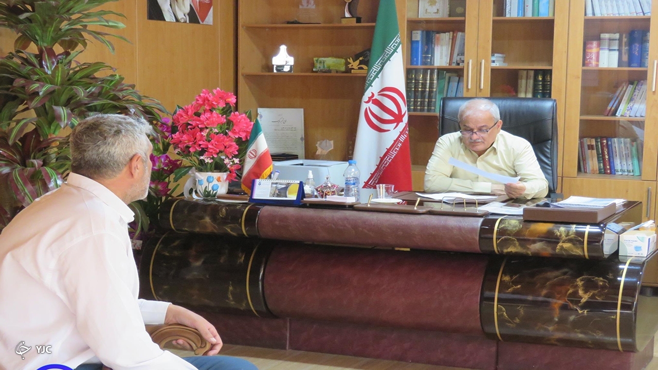 ملاقات عمومی سرپرست فرماندار مهاباد با شهروندان برگزار شد