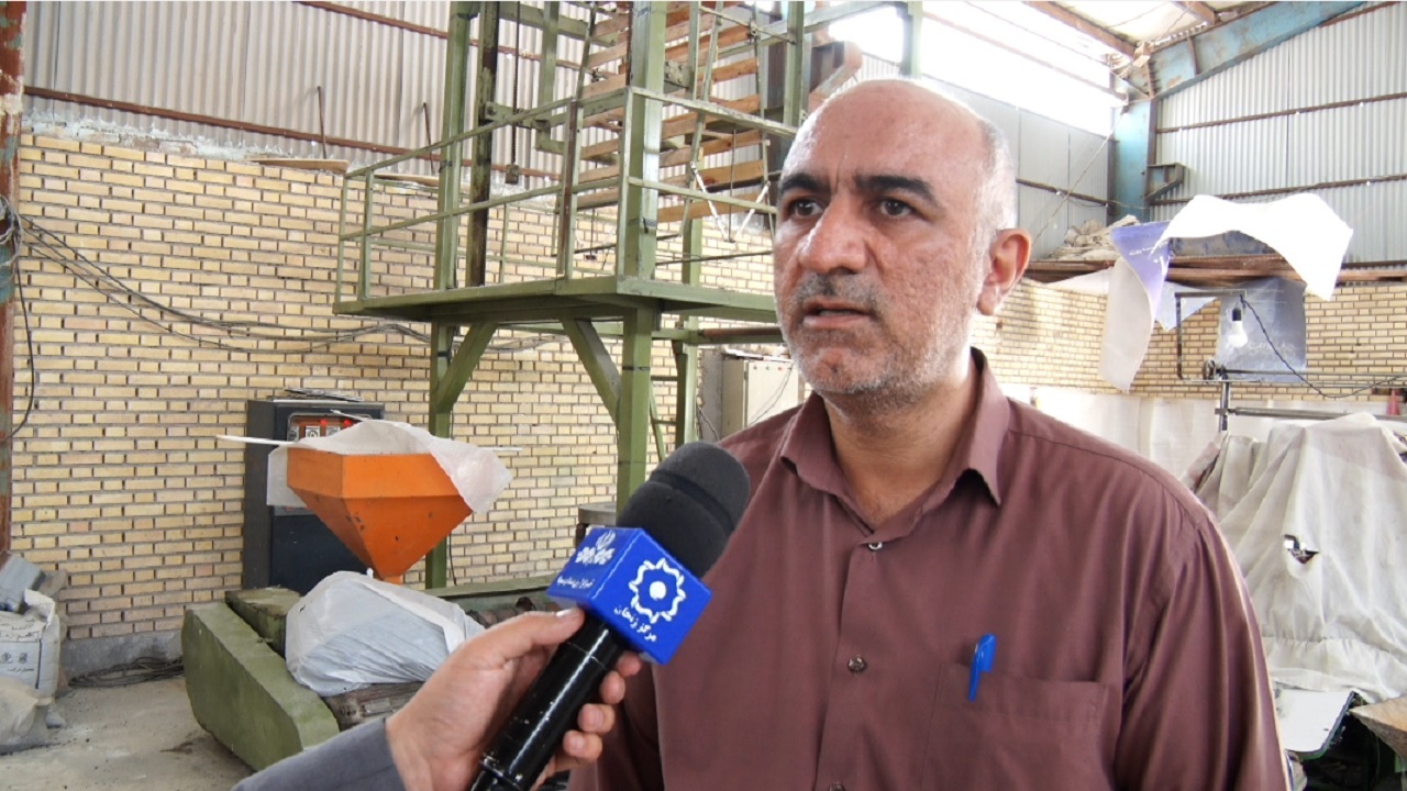 کارگاه تولید سموم تقلبی در زنجان کشف و پلمب شد