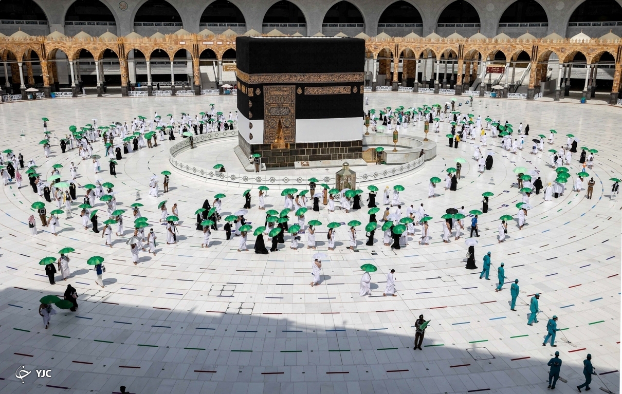 حجاج خارج و حین انجام مناسک تمتع حتما از ماسک استفاده کنند