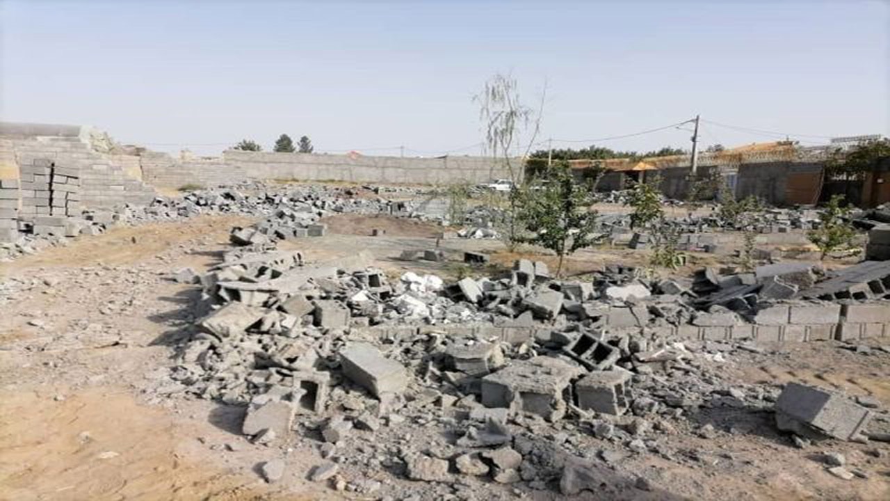 رفع تصرف حریم رودخانه در شرق پارسیان