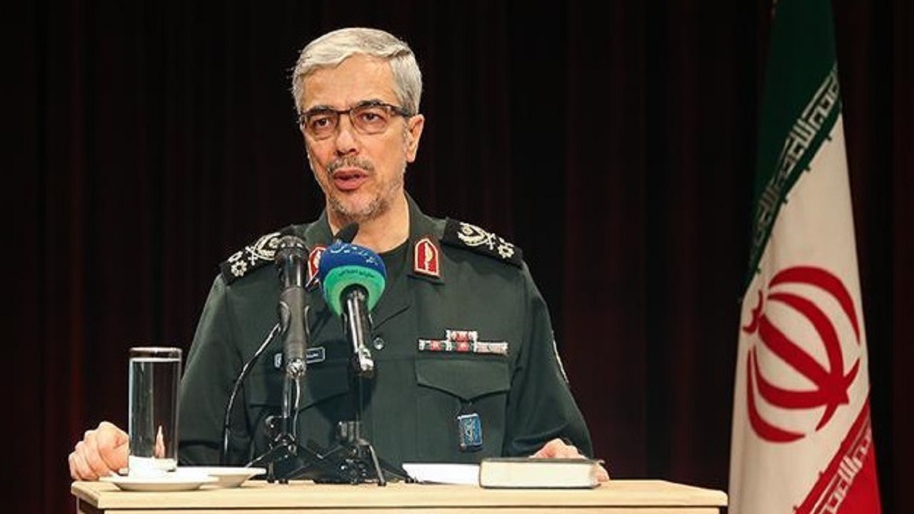 سرلشکر باقری: نیروی حاضر در جنگ ترکیبی باید واکنش سریع داشته باشد