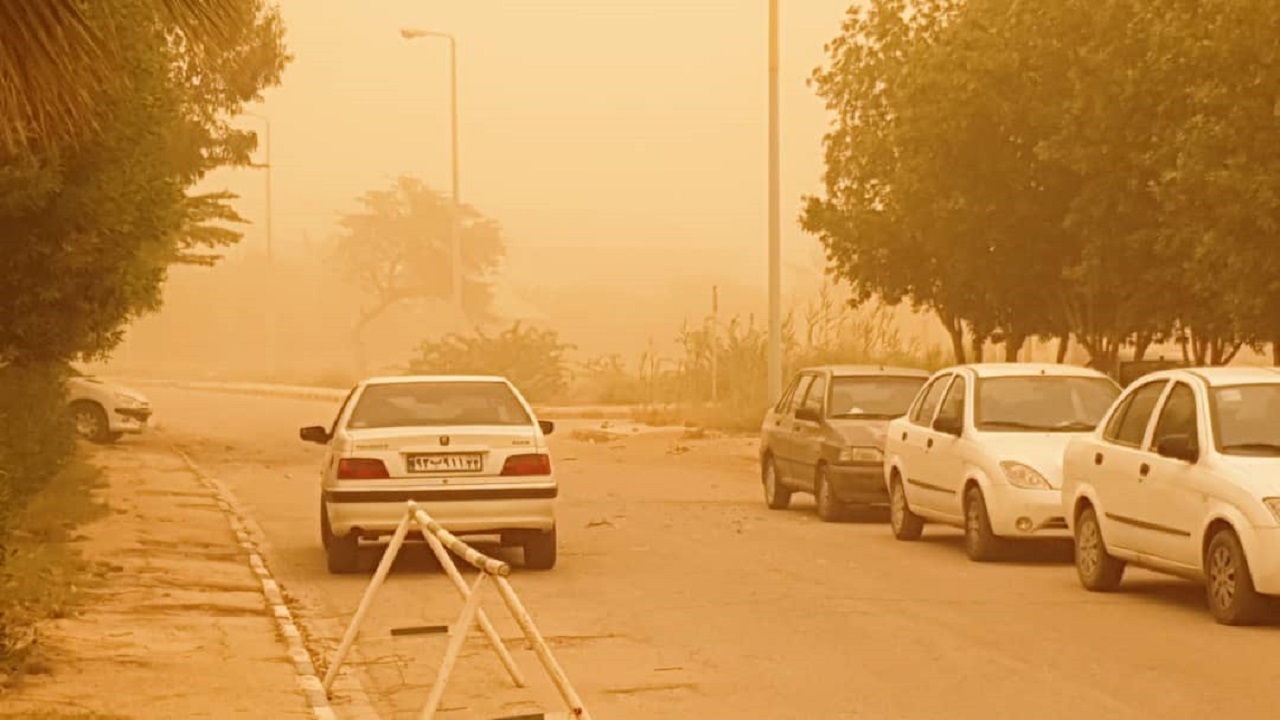 گرد و غبار به آبادان و خرمشهر بازگشت