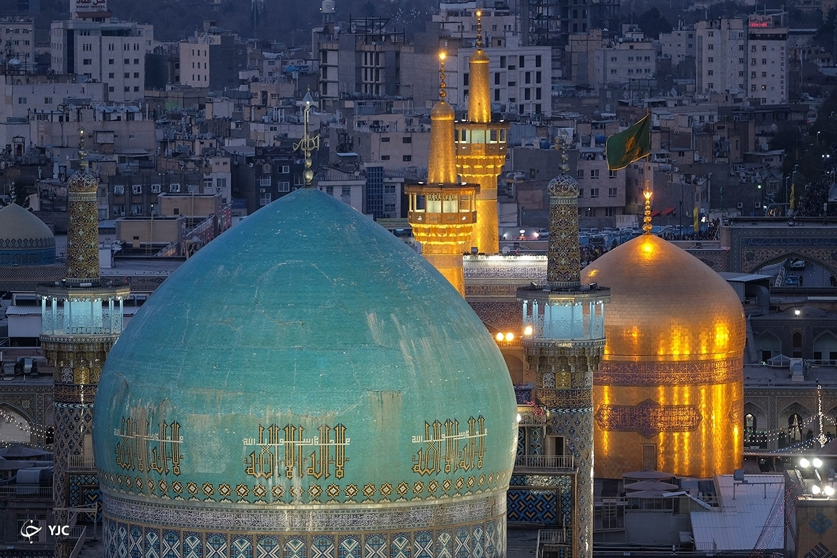 عنایت امام رضا علیه السلام به آیت الله حائری در شب اول قبر ایشان