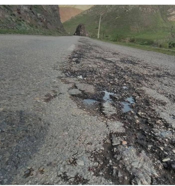 جاده روستای خانلق در انتظار روکش آسفالت + تصاویر