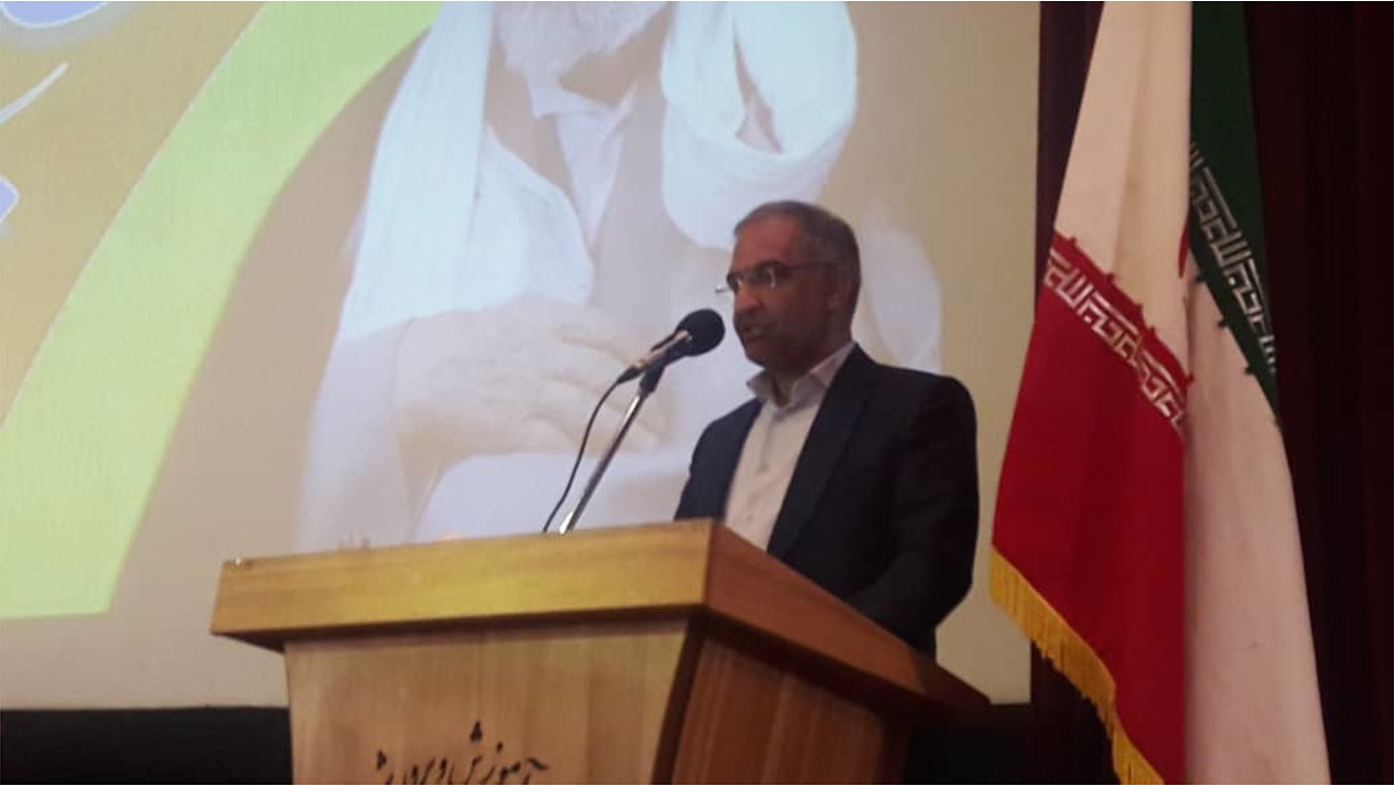 دنبال ایجاد تحول در تعلیم و تربیت با مدیران تراز انقلاب هستیم