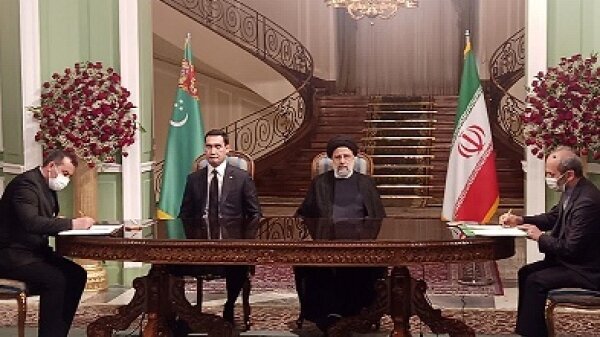 ۹ یادداشت تفاهم و بیانیه مشترک بین ایران و ترکمنستان امضا شد