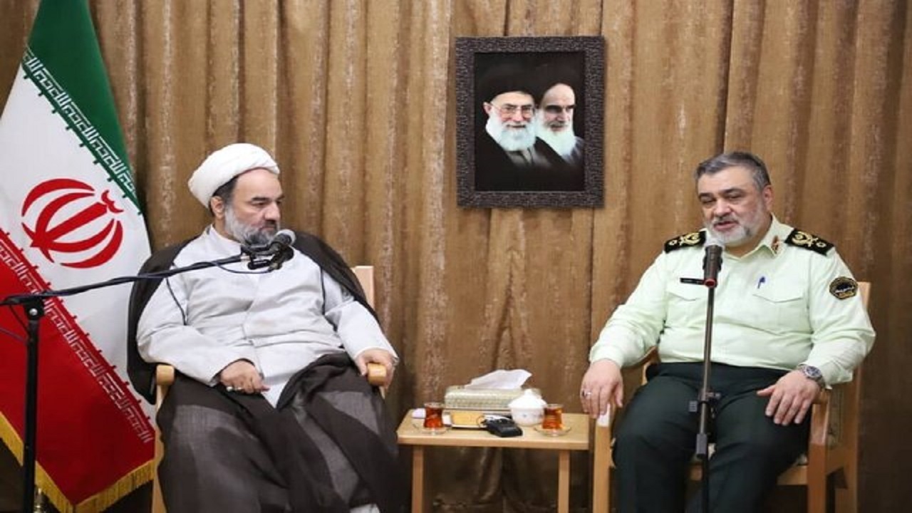 حضور نیرو‌های نظامی در سیستان و بلوچستان مجاهدانه است